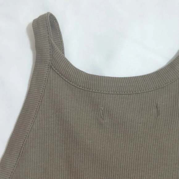 Madewell Brightside Cutaway Tank, Color Olive Size S - Picture 11 of 14